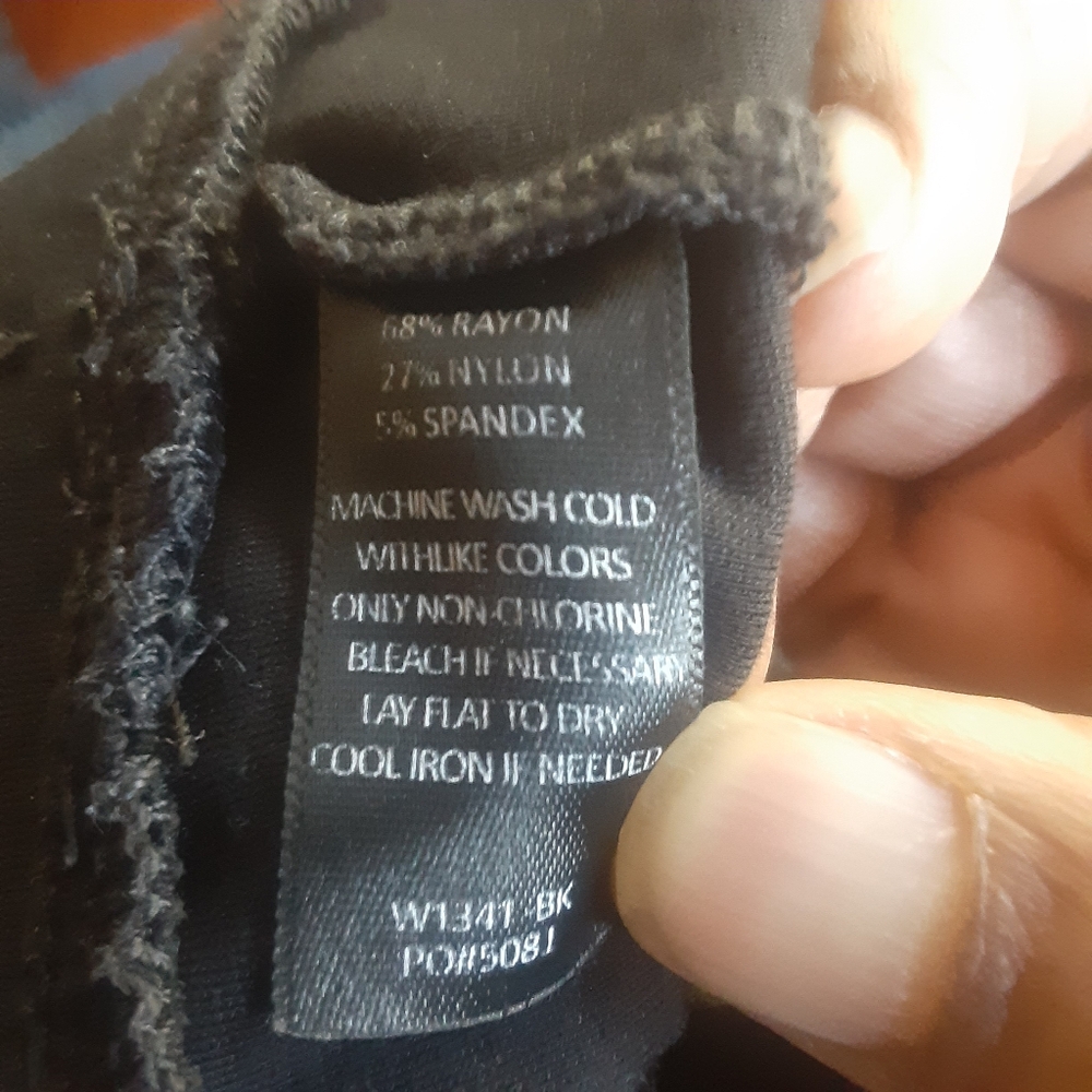 Betabrand Sailor Style Yoga Dress Pants, Two Front Pockets, Nearly New Condition - Picture 8 of 8